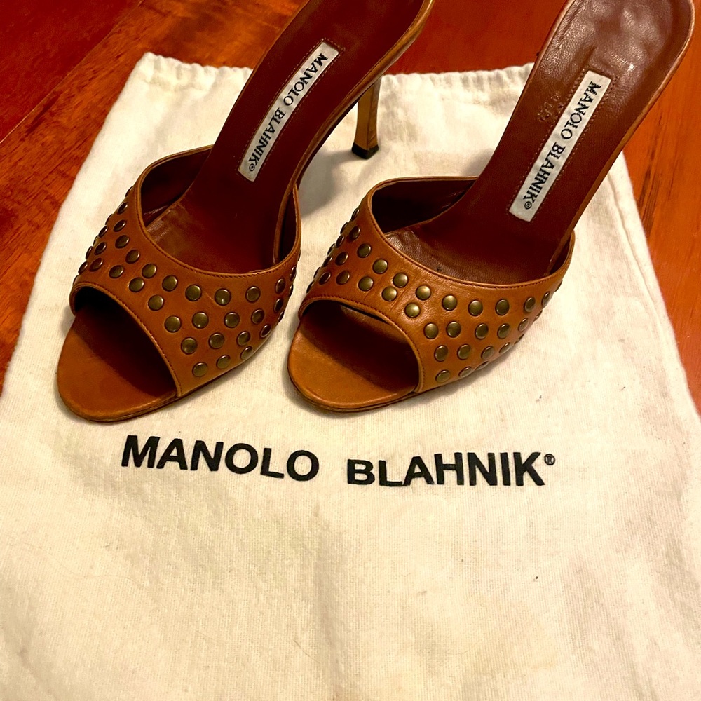 Manolo Blahnik, 35 1/5 leather studded slip ones